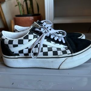 Checkered Old Skool Vans Women’s size 8